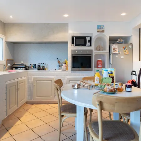 Superbe Maison Avec Piscine En Plein Coeur Du Village Holiday home Le Beausset
